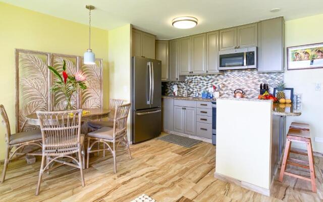 WBH D227 - Aloha La'i2 - Oceanfront/1b1b/Wifi/AC/Cable/Pool/Extras