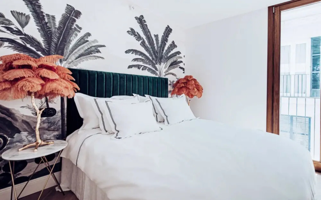 Ocho Suites & Kitchen