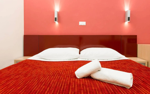 Dream Hotel