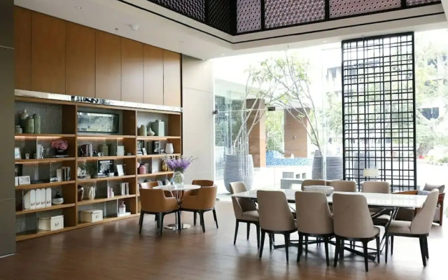 Capitol Prism Sky Suites