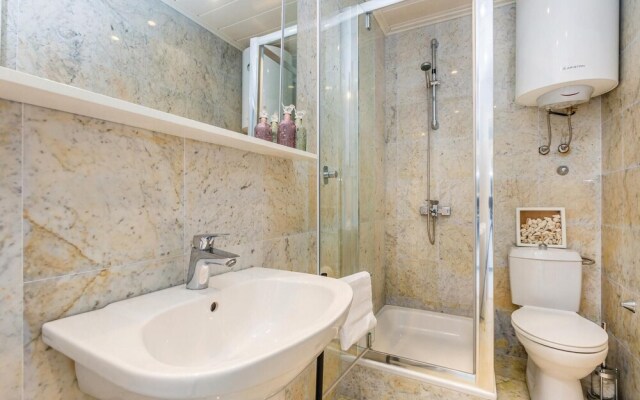 Stunning Home in Njivice With Wifi and 3 Bedrooms