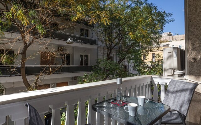Acropolis Luxurious Apartment