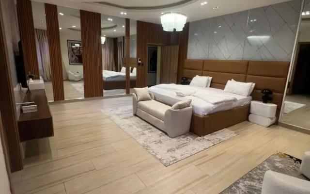 Luxurious 3 Bedroom Apartment in Victoria Island, Lagos