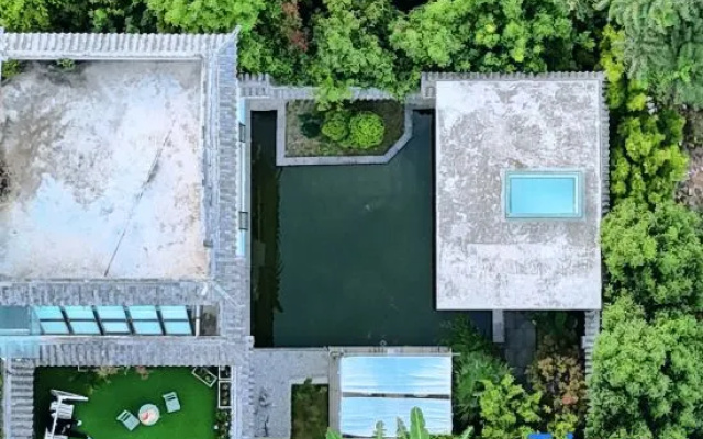 Floral Lux  · Yungu Designer Villa, Dali – Outside – Dali