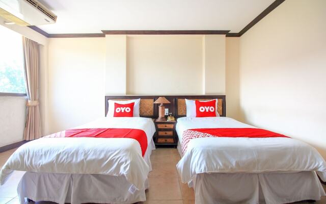 White Inn Hotel by OYO Rooms
