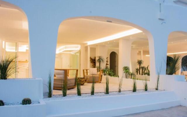 Valentino Luxury Rooms