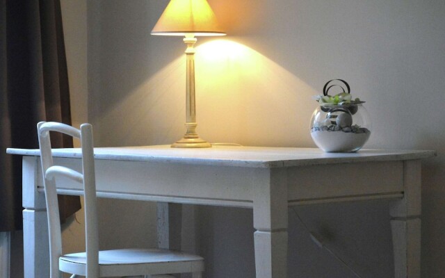Luxurious Holiday Home in Hamoir With Terrace