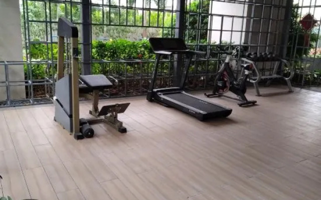 Shenzhen Doya Hotel Apartment (Honghu Shuibei Metro Station)