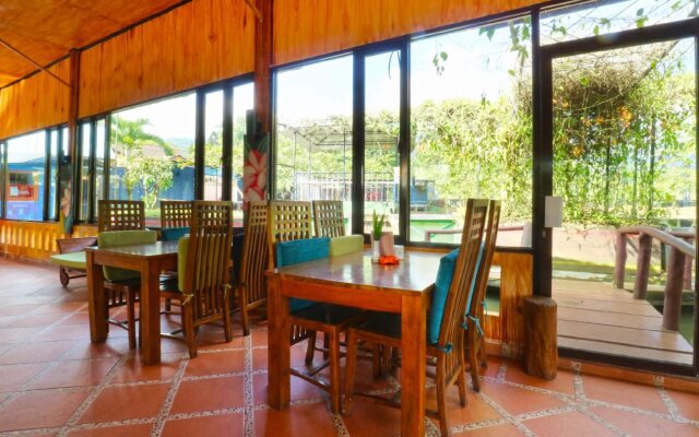 Villa Aries Biru