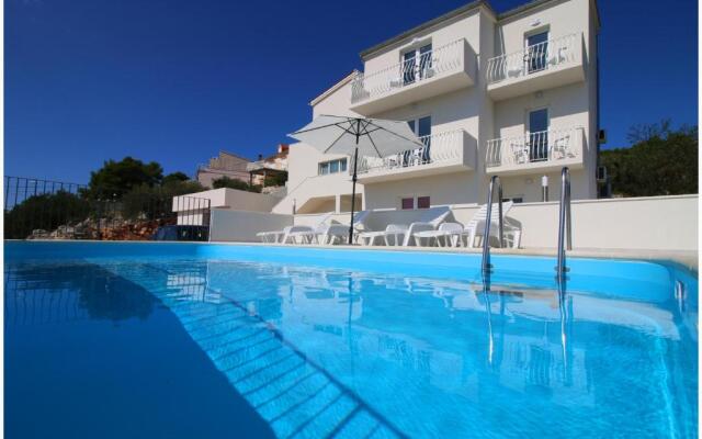 Apartments Huljev