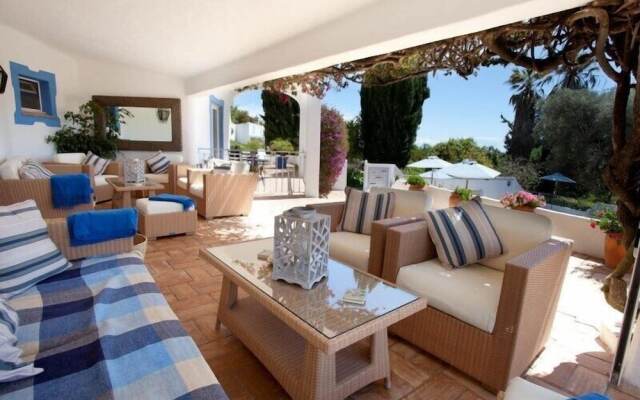 Quinta Bonita Luxury Boutique Hotel