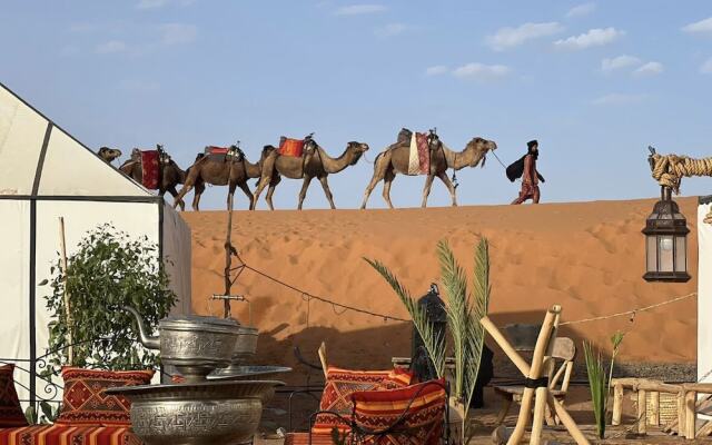 Sanmao Desert Luxury Camp