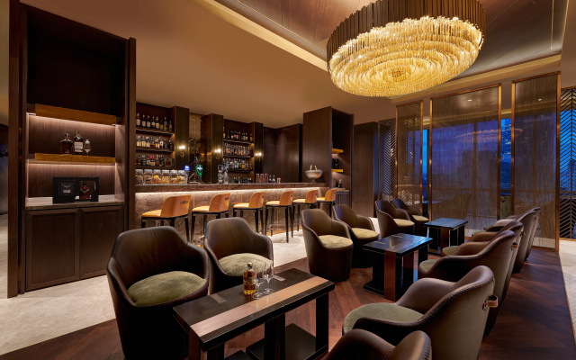 Pavilion Hotel Kuala Lumpur Managed by Banyan Tree - Image 2