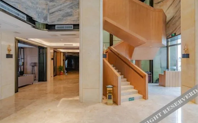 Minshan Sun Tribe Hotel