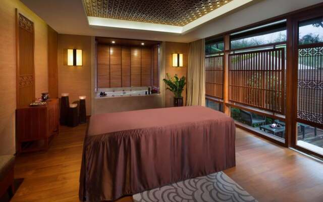 Ji Zhuang Hotel