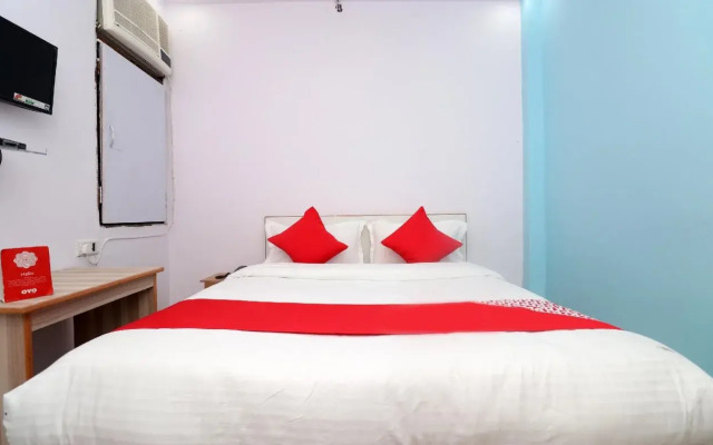 Mohit International 2 By OYO Rooms