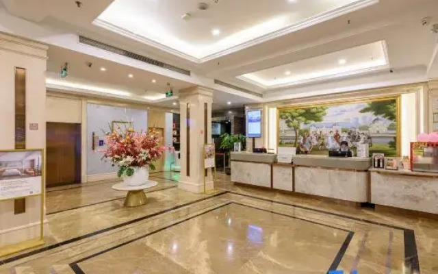 Vienna Hotel Haikou International Trade City Friendship Sunshine City