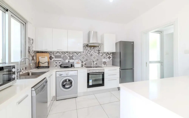 Elite Blu Heights Villa