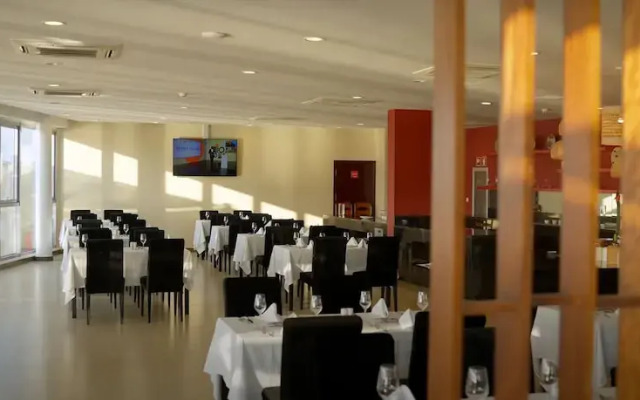 Flow Hotel Benguela