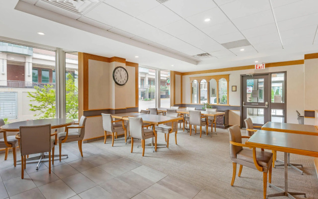 Quality Hotel Fallsview Cascade