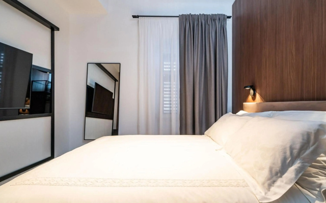 Agape Suite Old Town-Luxury Two Bedroom Apartment