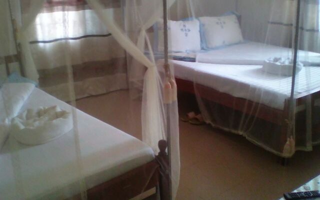 City Park Hotel