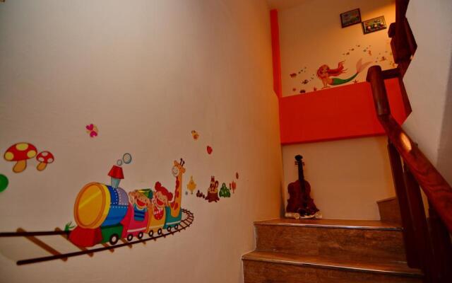 Santorini Music Family B&B