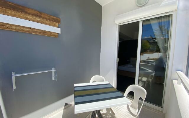 Family House Studios Apartments