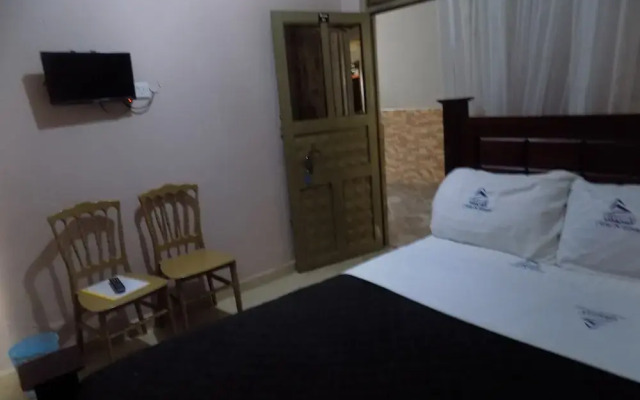 Elegant Motel