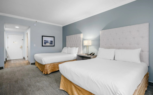 Cherry Tree Inn and Suites