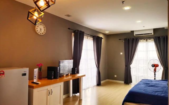 Kampar Champs Elysees, King Bed Studio unit 12A21