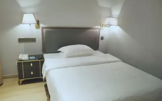 Guangxi Tianfei Business Hotel