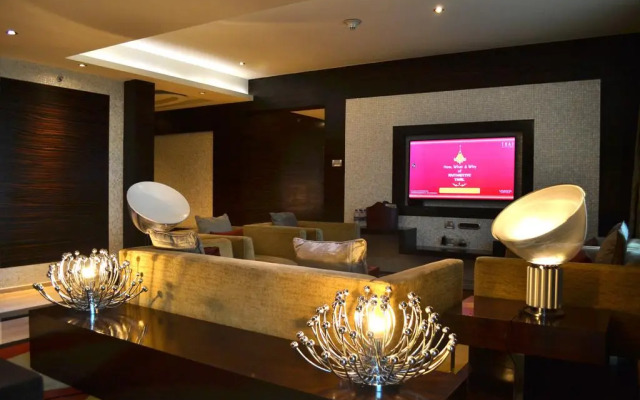 Vivanta Hyderabad, Begumpet