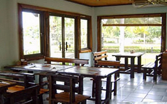 Naku Resort