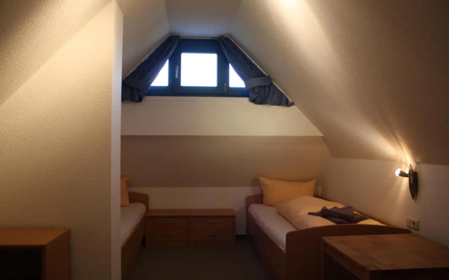 Reetdachhaus Eibe 2, Kaminofen, Sauna, 8 Personen, W-Lan