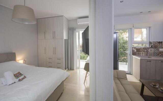 Stylish And Modern Apartment In The Heart Of Athens