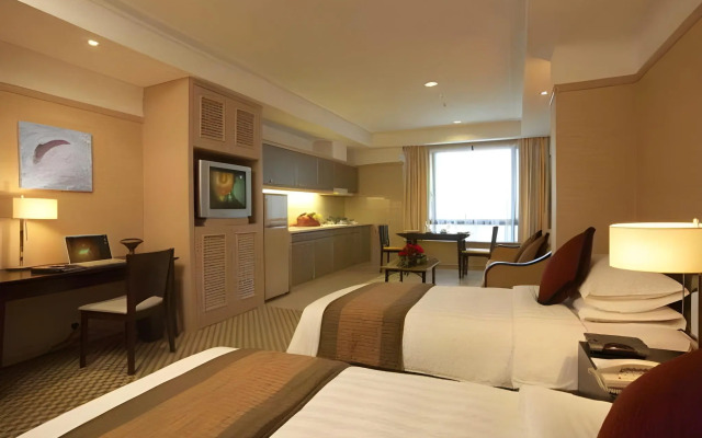 Pacific Regency Hotel Suites