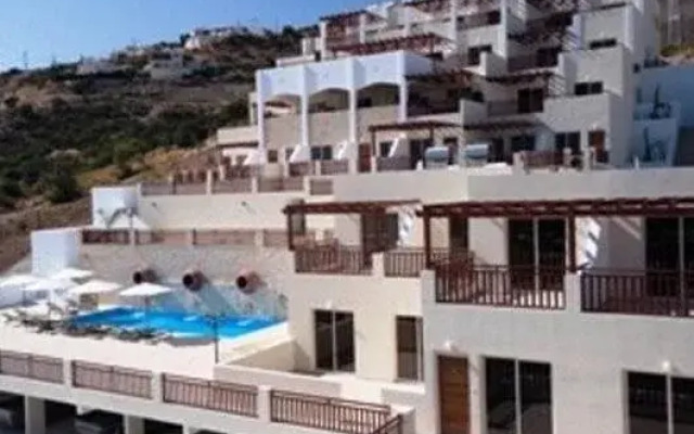 Paschali Hills Apartments