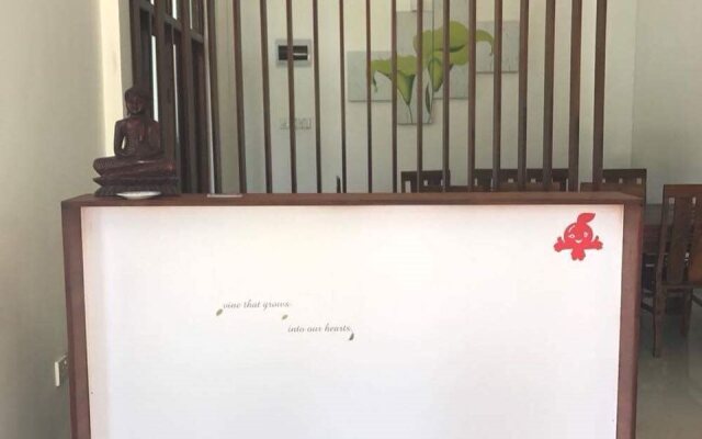Ocean Breeze - Unawatuna