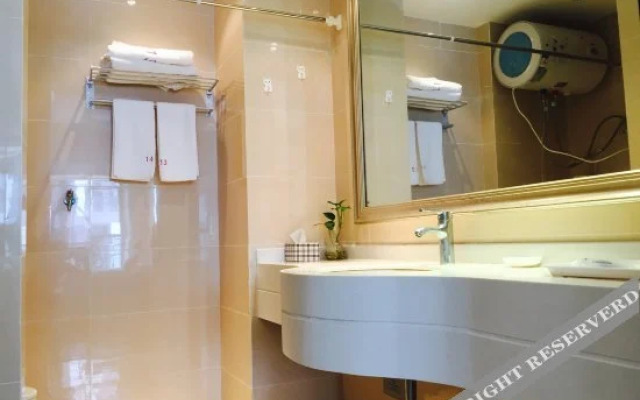 1413 Apartment Hotel