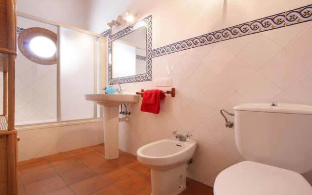 Villa - 5 Bedrooms with Pool - 103159