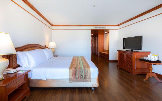 Centara Riverside Hotel Chiang Mai