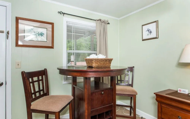 Hickory Falls Guesthouse