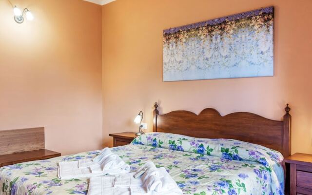 Modern Holiday Home in Sorano With Swimming Pool