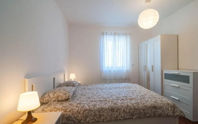 Nice Apartment in Postira With Wifi and 2 Bedrooms