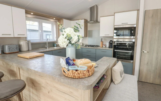 Brocklebank Lodge, 35