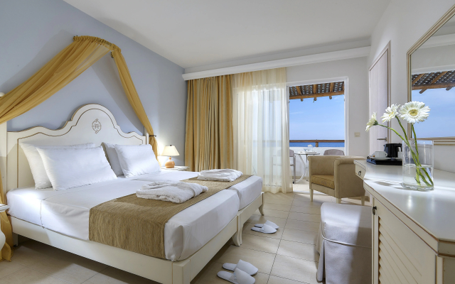 Alexander Beach Hotel & Village Resort Hotel