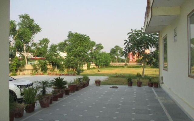 Hotel Green Valley