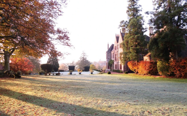 Huntsham Court
