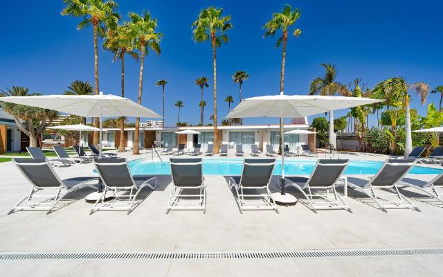 Sanom Beach Resort - Adults Only